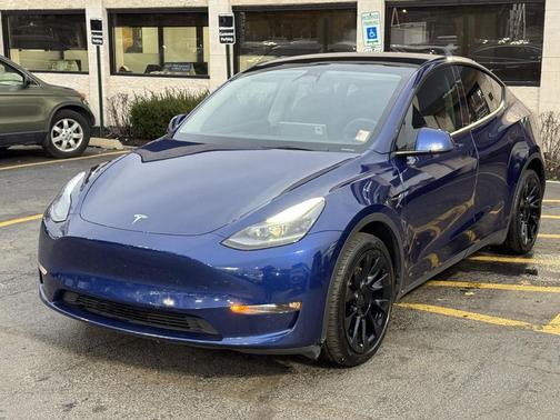 2023 Tesla Model Y Long Range Dual Motor All-Wheel Drive