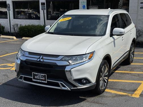 2019 Mitsubishi Outlander SEL