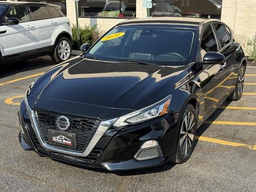 2021 Nissan Altima 2.5 SV