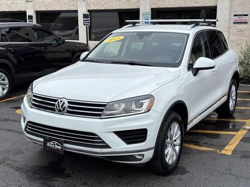 2015 Volkswagen Touareg V6 Sport
