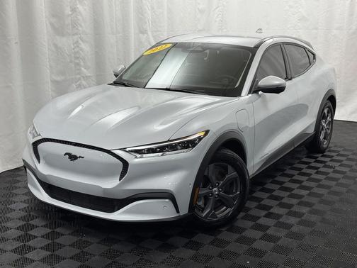 2022 Ford Mustang Mach-E Select