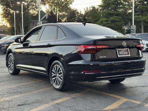 Deep Black Pearl 2019 Volkswagen Jetta 1.4T SEL