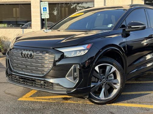2023 Audi Q4 e-tron Premium Plus 50 quattro