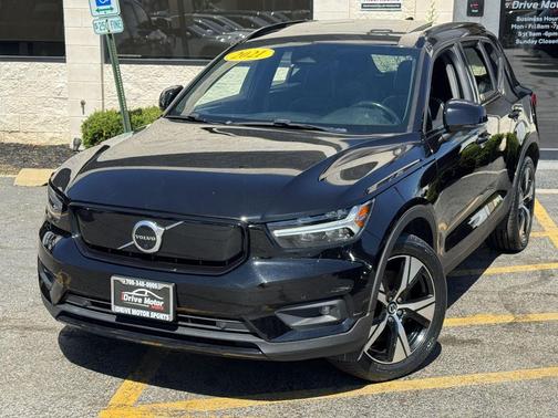 Onyx Black Metallic 2021 Volvo XC40 Recharge Pure Electric P8