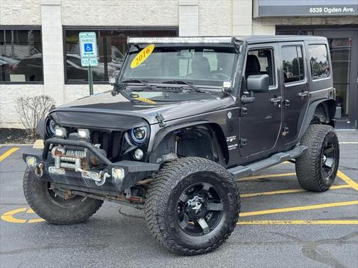 2016 Jeep Wrangler Unlimited Sahara