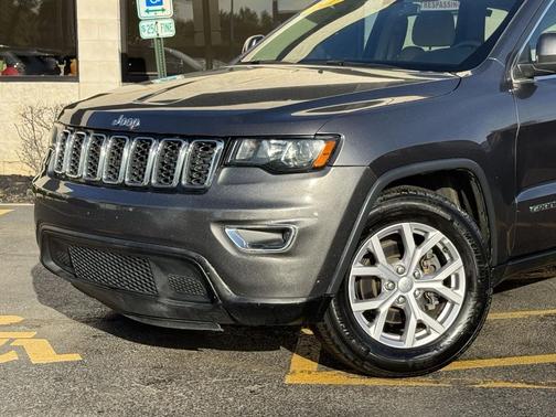 2019 Jeep Grand Cherokee Laredo