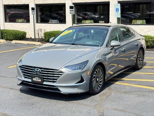 2022 Hyundai SONATA Hybrid Limited