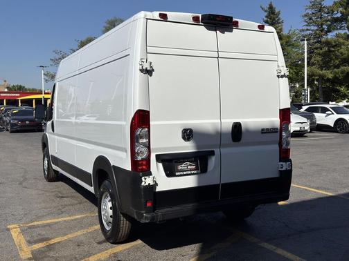 Bright White Clearcoat 2023 RAM ProMaster 2500 High Roof