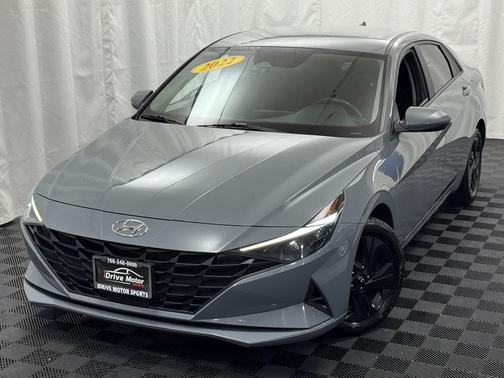 Electric Shadow 2022 Hyundai ELANTRA SEL