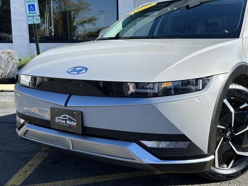 2023 Hyundai IONIQ 5 SEL