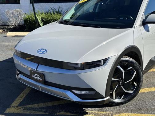 2023 Hyundai IONIQ 5 SEL
