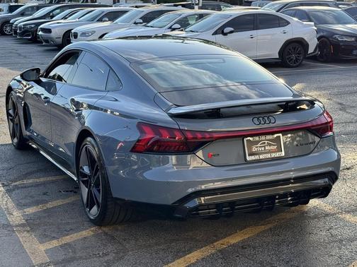 Kemora Gray Metallic 2023 Audi RS e-tron GT quattro