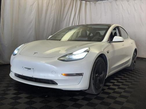 2020 Tesla Model 3 Standard Range