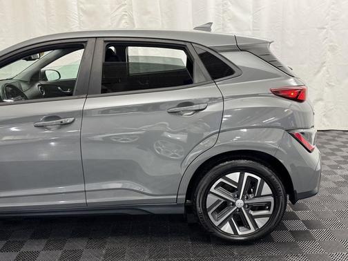 2023 Hyundai KONA EV SE