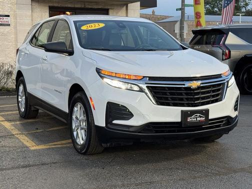 2023 Chevrolet Equinox LS