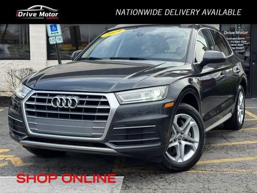 Manhattan Gray Metallic 2019 Audi Q5 45 Premium