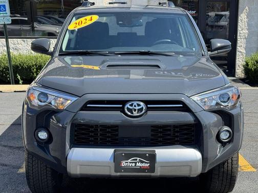 2024 Toyota 4Runner TRD Off Road