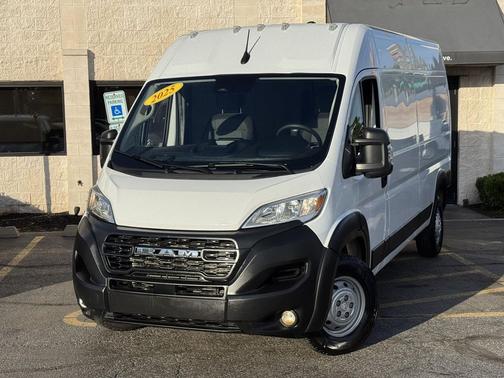 Bright White Clearcoat 2025 RAM ProMaster 2500 Tradesman