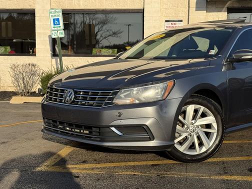 2018 Volkswagen Passat 2.0T SE
