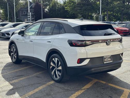Pure White 2023 Volkswagen ID.4 Pro