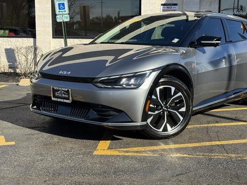 2022 Kia EV6 Wind