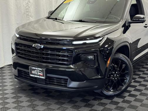 2024 Chevrolet Traverse LT