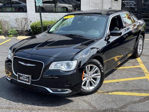 2020 Chrysler 300 Touring