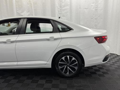 2022 Volkswagen Jetta 1.5T S