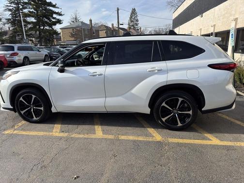 2021 Toyota Highlander XSE