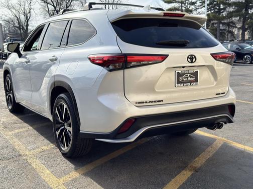 2021 Toyota Highlander XSE