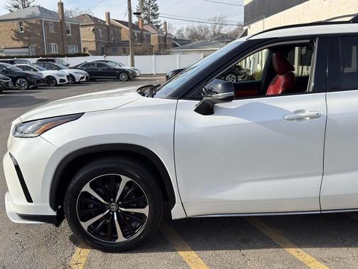 2021 Toyota Highlander XSE