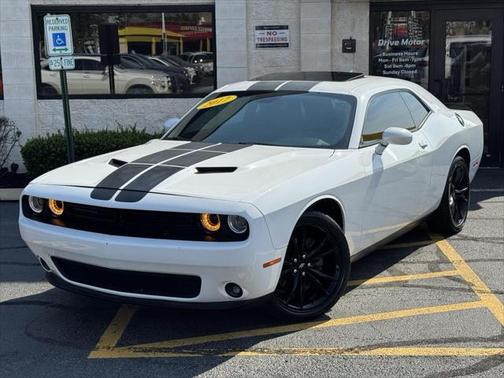 2017 Dodge Challenger SXT