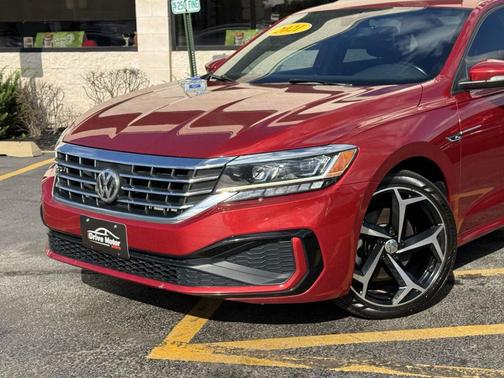 2021 Volkswagen Passat 2.0T R-Line