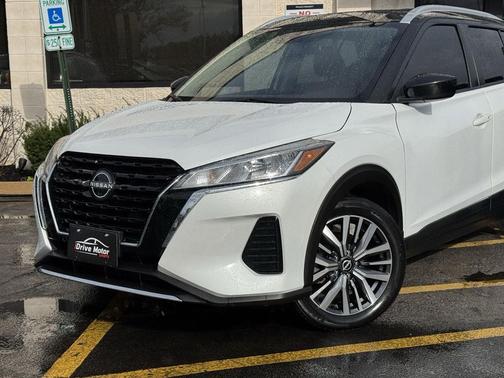 2023 Nissan Kicks SV