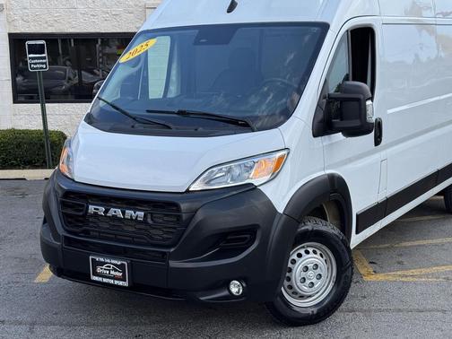 Bright White Clearcoat 2025 RAM ProMaster 2500 Tradesman
