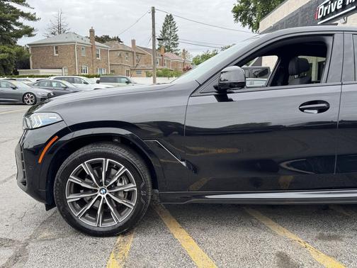 BLACK 2025 BMW X6 xDrive40i