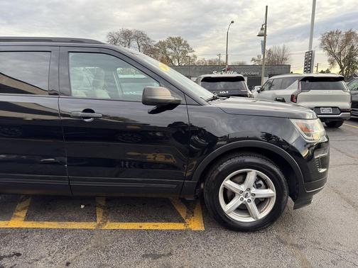 2018 Ford Explorer Base