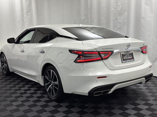 2022 Nissan Maxima SV Xtronic CVT