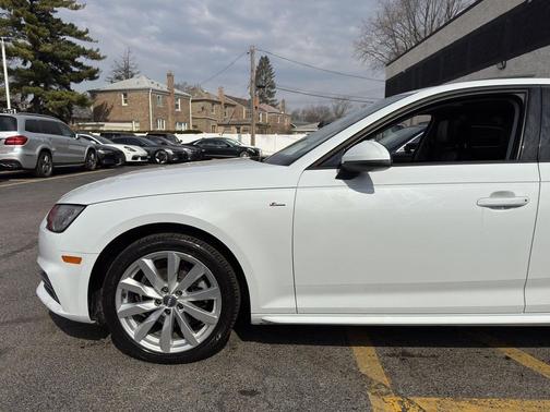 Glacier White Metallic 2018 Audi A4 2.0T Premium