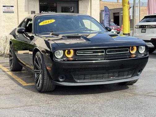 2015 Dodge Challenger SXT