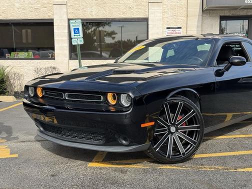 2015 Dodge Challenger SXT