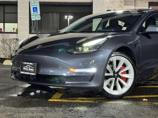 2022 Tesla Model 3 Long Range