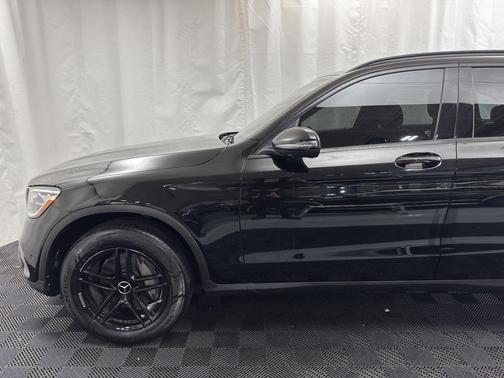 Black 2020 Mercedes-Benz GLC 300 Base