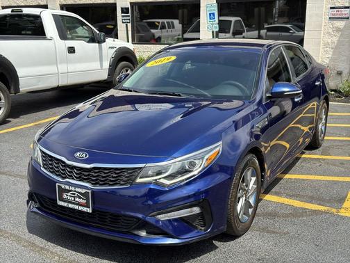 2019 Kia Optima LX