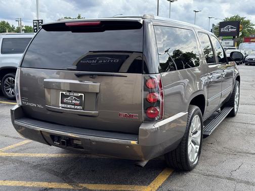 Mocha Steel Metallic 2011 GMC Yukon XL Denali