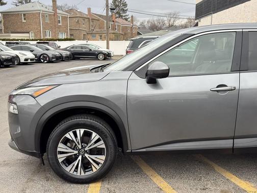 Gun Metallic 2021 Nissan Rogue SV