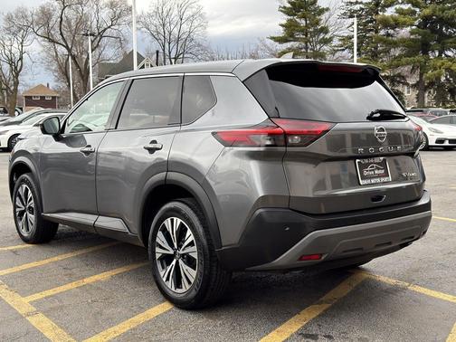 Gun Metallic 2021 Nissan Rogue SV