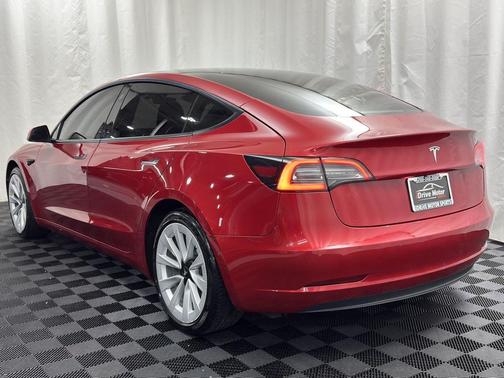 2022 Tesla Model 3 Standard Range