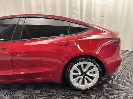 2022 Tesla Model 3 Standard Range