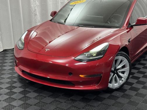 2022 Tesla Model 3 Standard Range